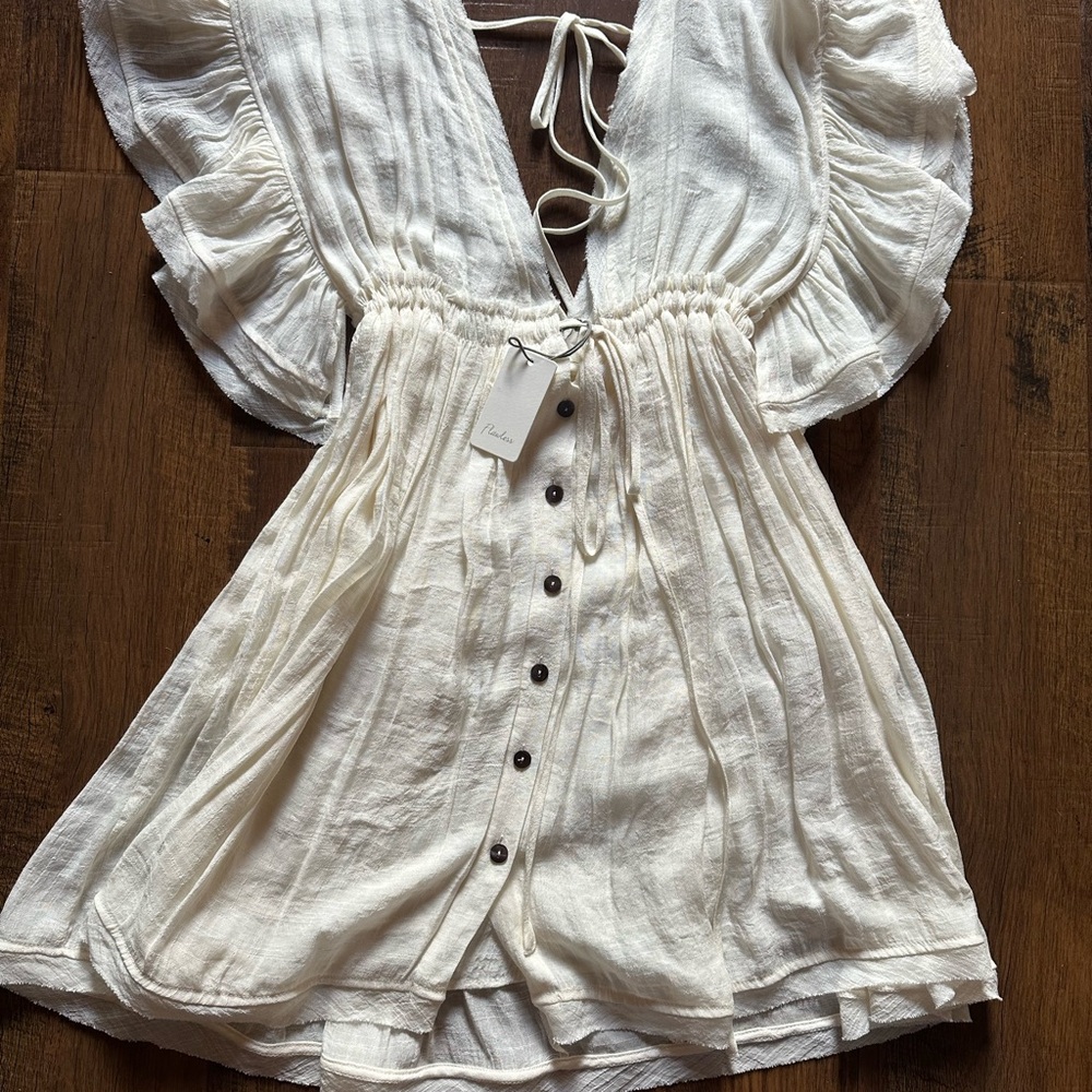 Light Cream Ruffled Button Front Dress - Picture 2 of 4